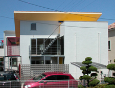 H200703m_house.jpg